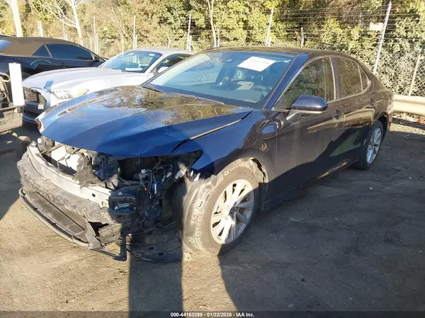 4T1C11AK6MU533366 2021 TOYOTA CAMRY - Image 2
