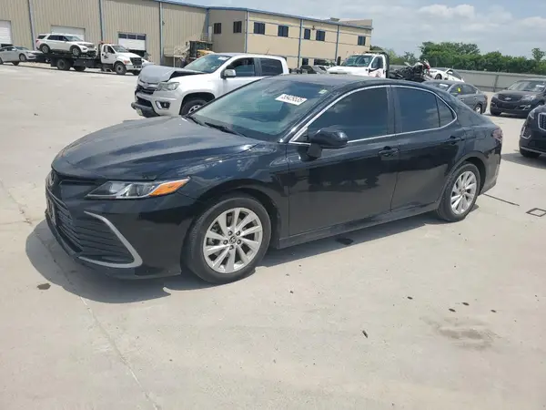 4T1C11AK6MU540429 2021 TOYOTA CAMRY - Image 1