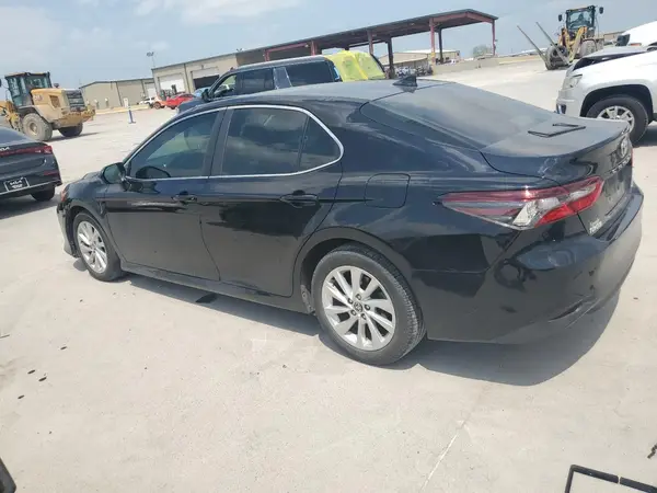 4T1C11AK6MU540429 2021 TOYOTA CAMRY - Image 2