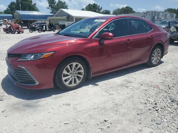 4T1C11AK6MU558896 2021 TOYOTA CAMRY - Image 1