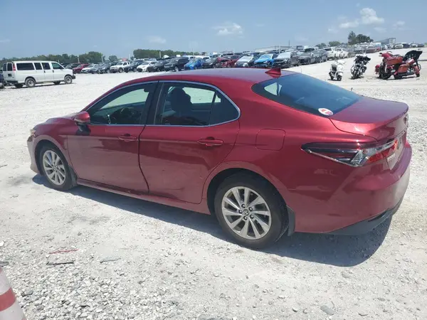 4T1C11AK6MU558896 2021 TOYOTA CAMRY - Image 2