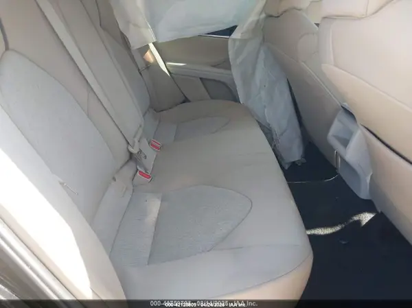 4T1C11AK6MU563015 2021 TOYOTA CAMRY - Image 8