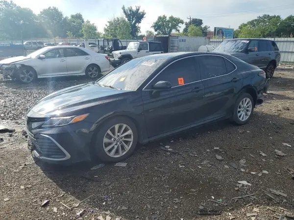 4T1C11AK6MU566464 2021 TOYOTA CAMRY - Image 1