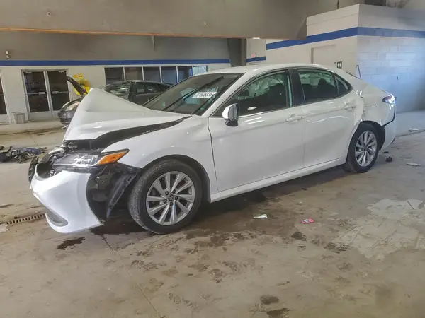 4T1C11AK6MU574368 2021 TOYOTA CAMRY