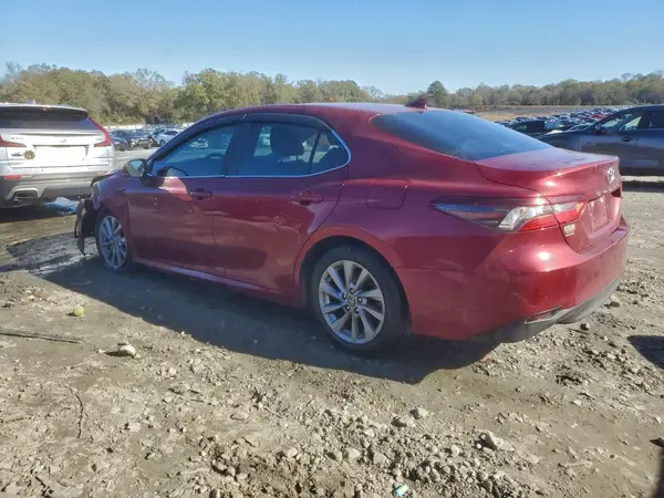 4T1C11AK6MU581398 2021 TOYOTA CAMRY - Image 2