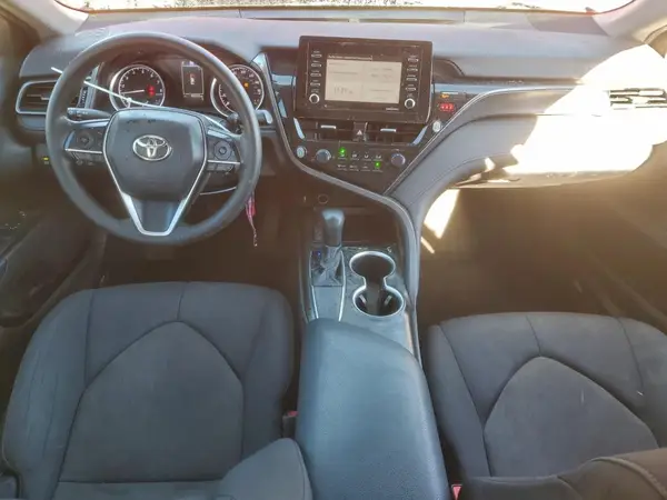 4T1C11AK6MU581398 2021 TOYOTA CAMRY - Image 8