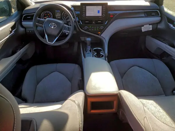 4T1C11AK6MU585595 2021 TOYOTA CAMRY - Image 8