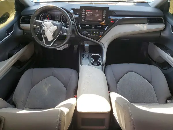 4T1C11AK6MU592045 2021 TOYOTA CAMRY - Image 8