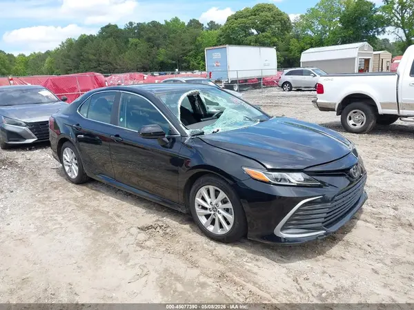 4T1C11AK6MU592837 2021 TOYOTA CAMRY - Image 1