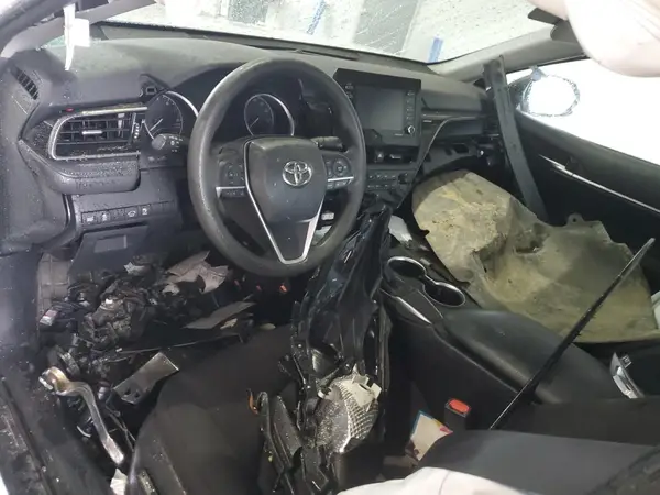 4T1C11AK6MU600628 2021 TOYOTA CAMRY - Image 8