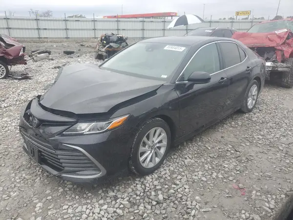 4T1C11AK6MU607143 2021 TOYOTA CAMRY - Image 1