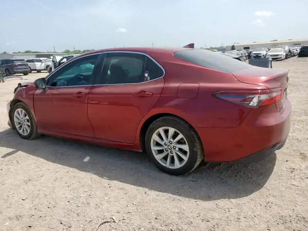4T1C11AK6MU613041 2021 TOYOTA CAMRY - Image 2