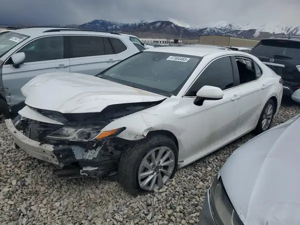 4T1C11AK6NU003108 2022 TOYOTA CAMRY - Image 1