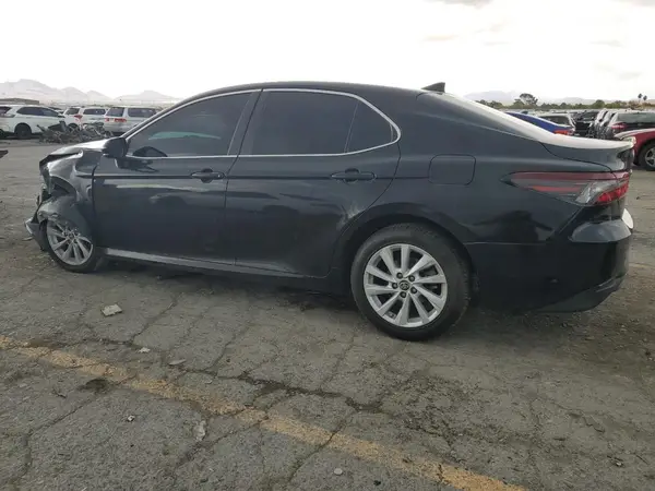 4T1C11AK6NU003738 2022 TOYOTA CAMRY - Image 2