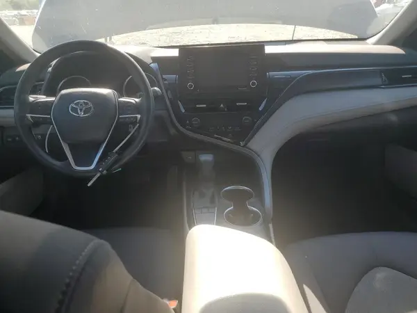 4T1C11AK6NU027327 2022 TOYOTA CAMRY - Image 8