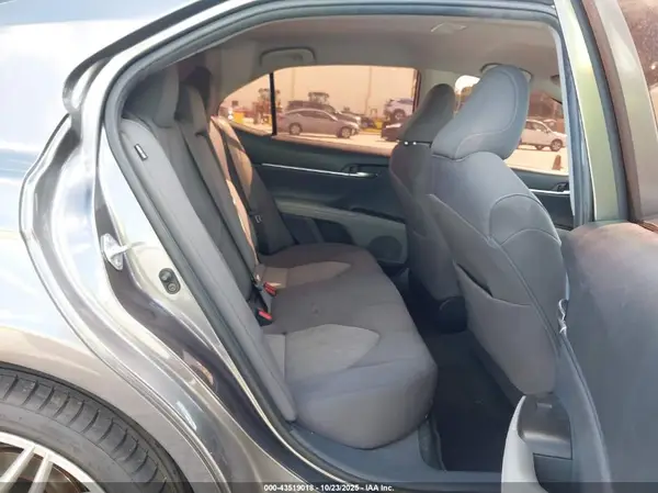 4T1C11AK6NU041793 2022 TOYOTA CAMRY - Image 8