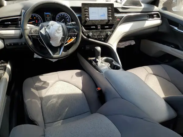 4T1C11AK6NU043043 2022 TOYOTA CAMRY - Image 8
