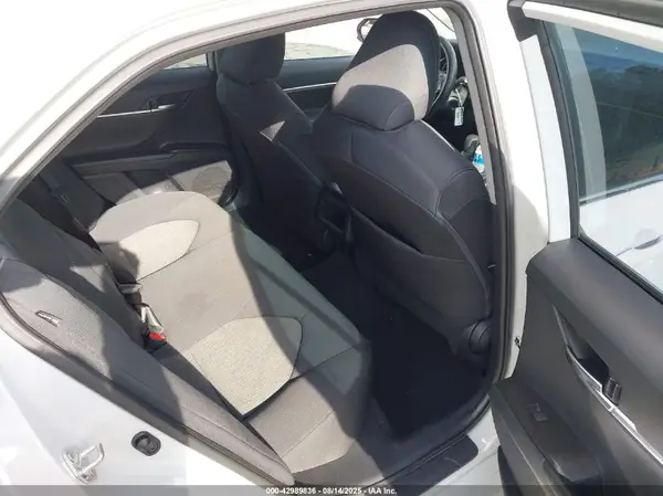 4T1C11AK6NU049330 2022 TOYOTA CAMRY - Image 8