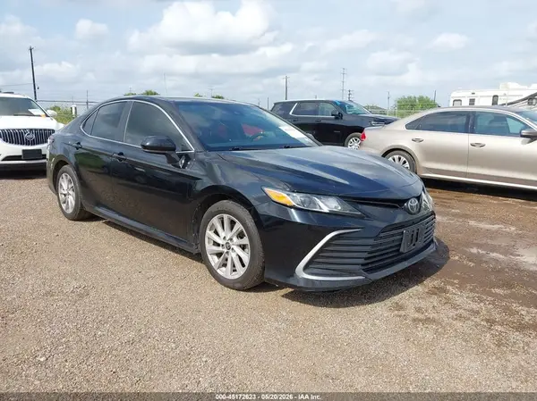4T1C11AK6NU637244 2022 TOYOTA CAMRY - Image 1