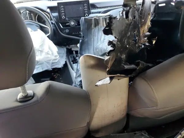 4T1C11AK6NU640046 2022 TOYOTA CAMRY - Image 8
