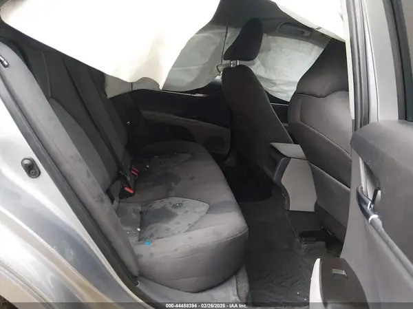 4T1C11AK6NU657025 2022 TOYOTA CAMRY - Image 8