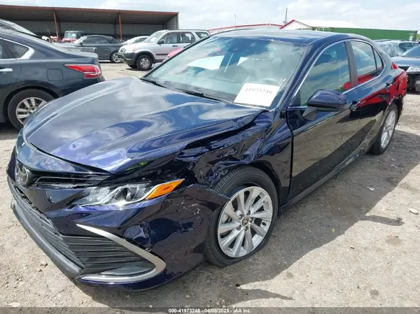 4T1C11AK6NU662015 2022 TOYOTA CAMRY - Image 2