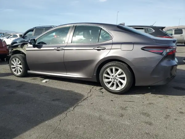 4T1C11AK6NU665545 2022 TOYOTA CAMRY - Image 2
