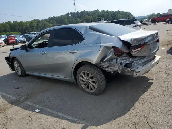 4T1C11AK6NU667179 2022 TOYOTA CAMRY - Image 2