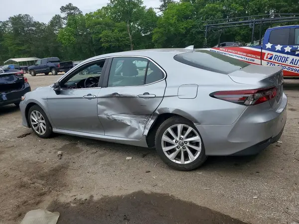 4T1C11AK6NU669174 2022 TOYOTA CAMRY - Image 2