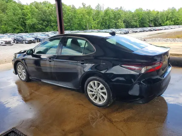 4T1C11AK6NU671541 2022 TOYOTA CAMRY - Image 2