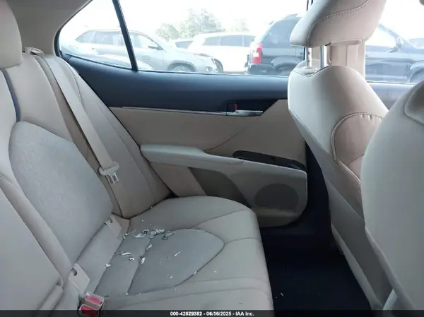 4T1C11AK6NU674200 2022 TOYOTA CAMRY - Image 8