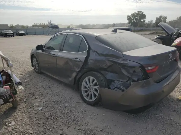 4T1C11AK6NU698464 2022 TOYOTA CAMRY - Image 2