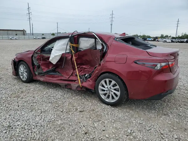 4T1C11AK6NU700679 2022 TOYOTA CAMRY - Image 2