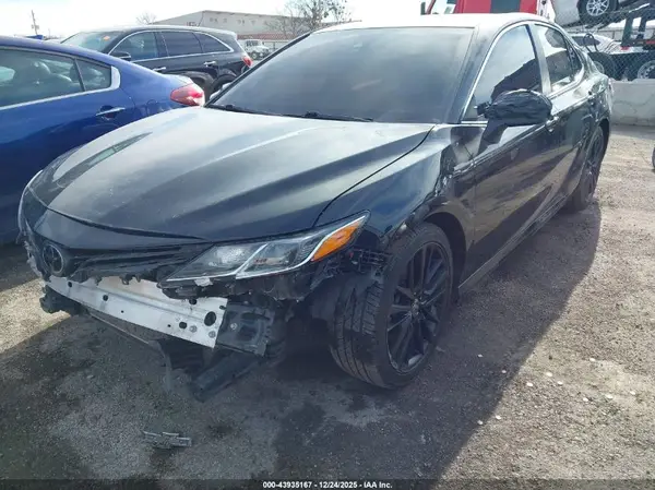 4T1C11AK6PU165789 2023 TOYOTA CAMRY - Image 2
