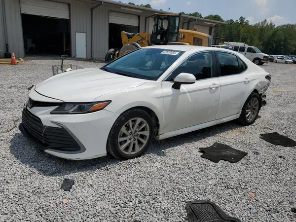 4T1C11AK6PU172581 2023 TOYOTA CAMRY - Image 1