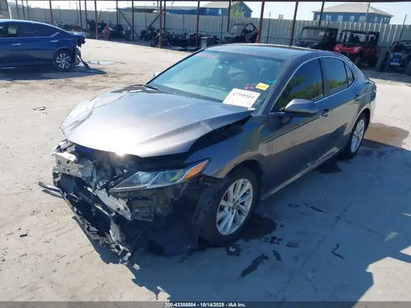 4T1C11AK6PU732244 2023 TOYOTA CAMRY - Image 2