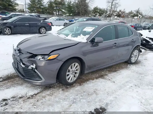 4T1C11AK6PU815057 2023 TOYOTA CAMRY - Image 2