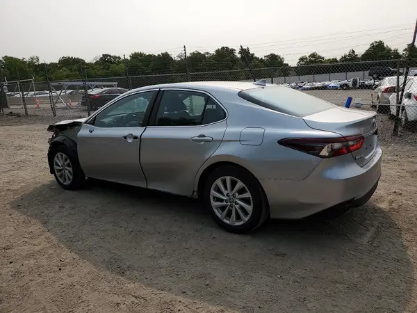 4T1C11AK6RU190646 2024 TOYOTA CAMRY - Image 2