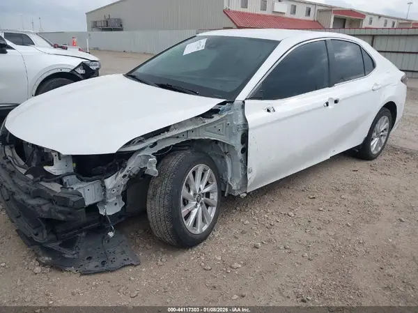 4T1C11AK6RU202200 2024 TOYOTA CAMRY - Image 2