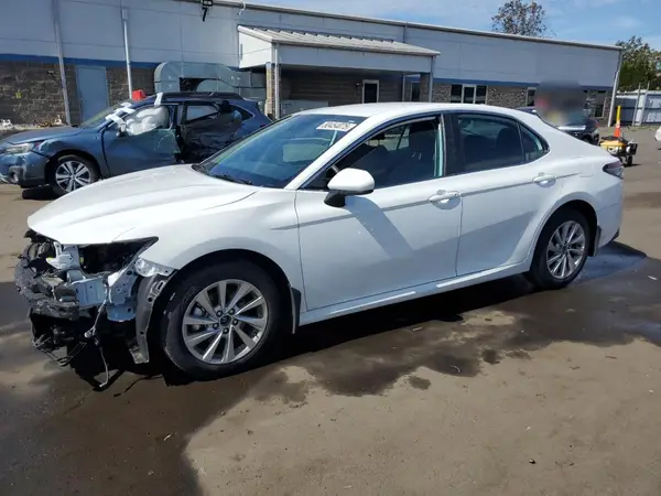 4T1C11AK6RU203962 2024 TOYOTA CAMRY - Image 1