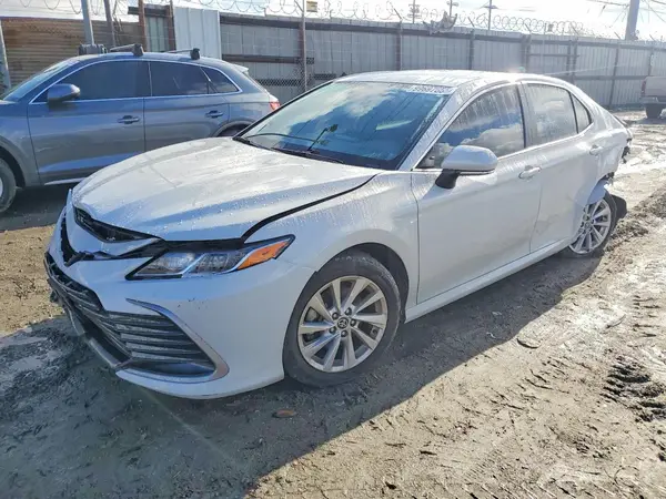 4T1C11AK6RU206599 2024 TOYOTA CAMRY - Image 1