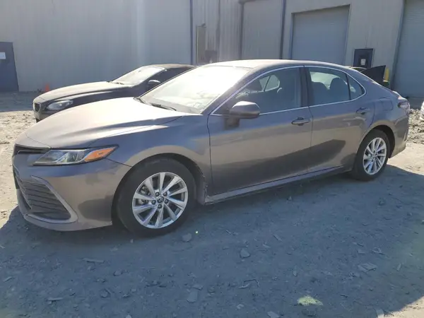 4T1C11AK6RU225301 2024 TOYOTA CAMRY - Image 1