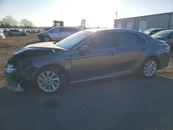 4T1C11AK6RU231907 2024 TOYOTA CAMRY - Image 1