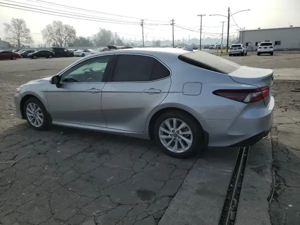 4T1C11AK6RU254958 2024 TOYOTA CAMRY - Image 2