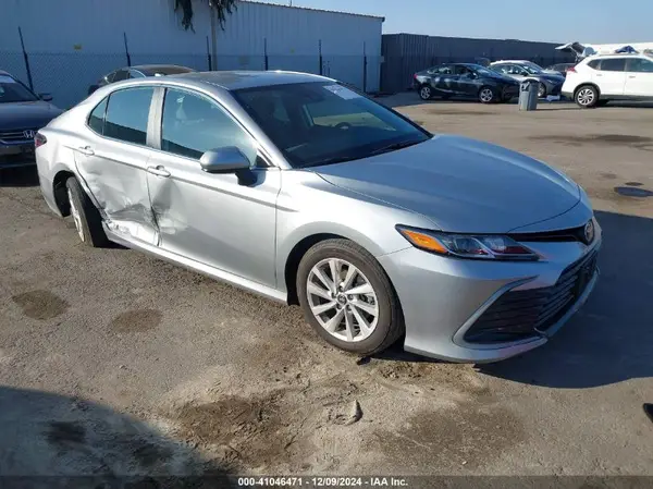 4T1C11AK6RU261506 2024 TOYOTA CAMRY - Image 1