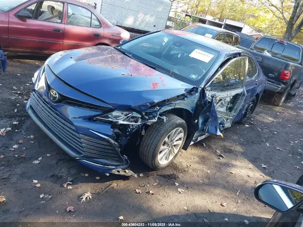 4T1C11AK6RU264759 2024 TOYOTA CAMRY - Image 2