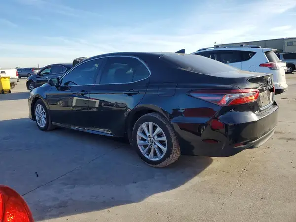 4T1C11AK6RU844786 2024 TOYOTA CAMRY - Image 2