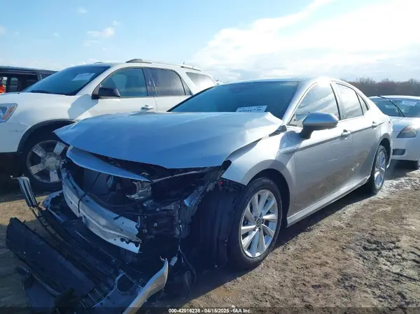 4T1C11AK6RU848398 2024 TOYOTA CAMRY - Image 2