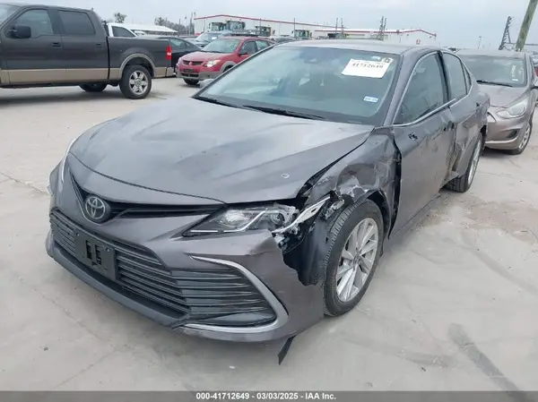 4T1C11AK6RU850099 2024 TOYOTA CAMRY - Image 2