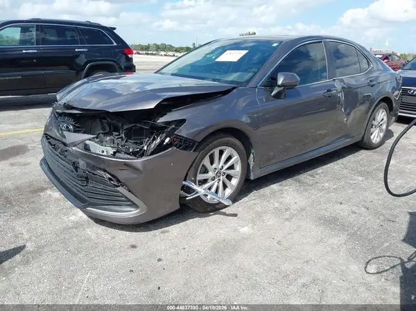 4T1C11AK6RU857232 2024 TOYOTA CAMRY - Image 2